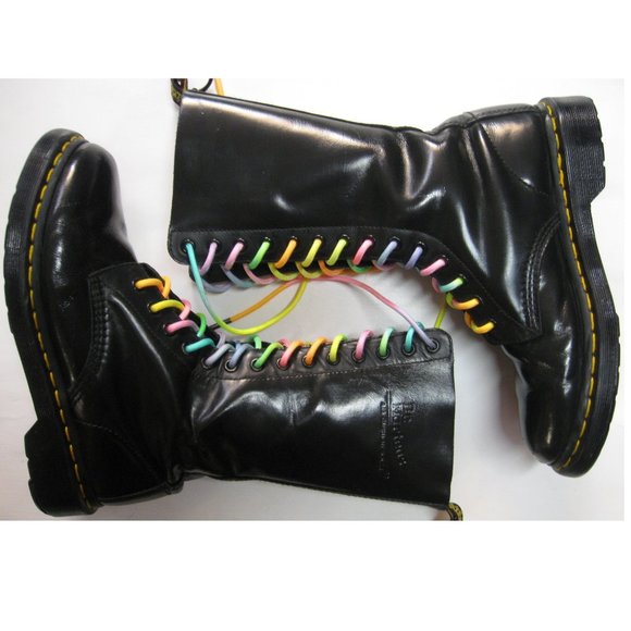 US Size 7 Women's Doc Martens 14 Hole Combat Boots - Picture 8 of 8